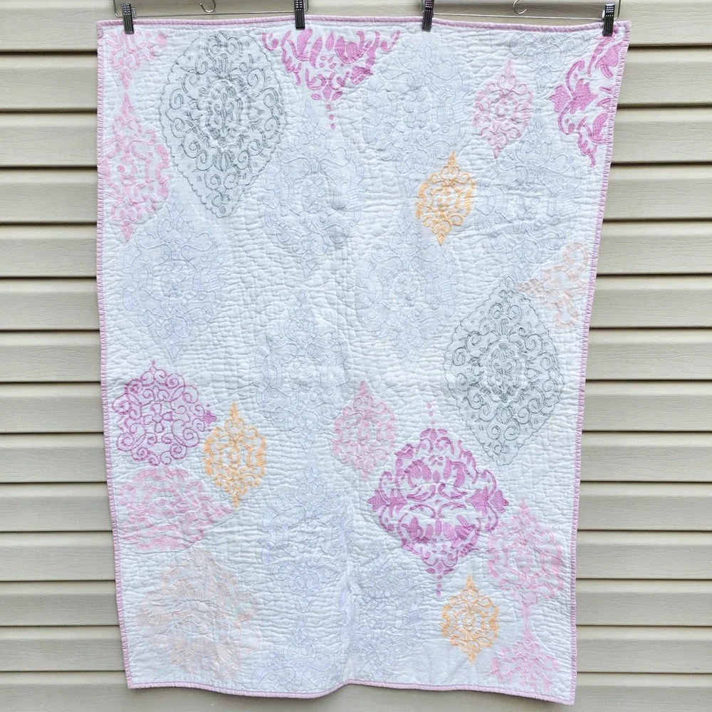 Pottery Barn Kids Toddler Crib Quilt Pink White Silver Medallion Nursery 50x36